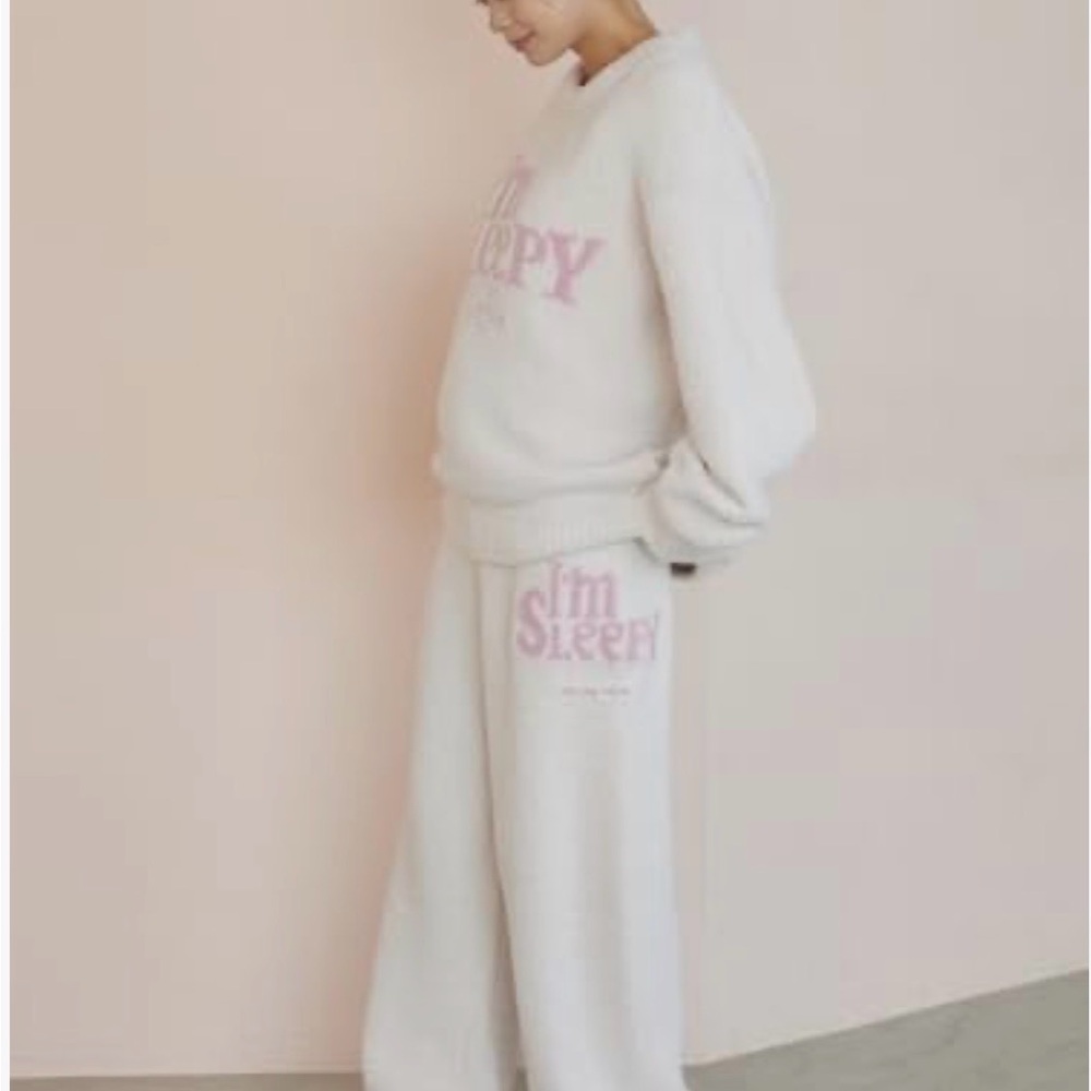 Women Cream Pajamas Set - Cozy Sleepwear - Picture 3 of 9